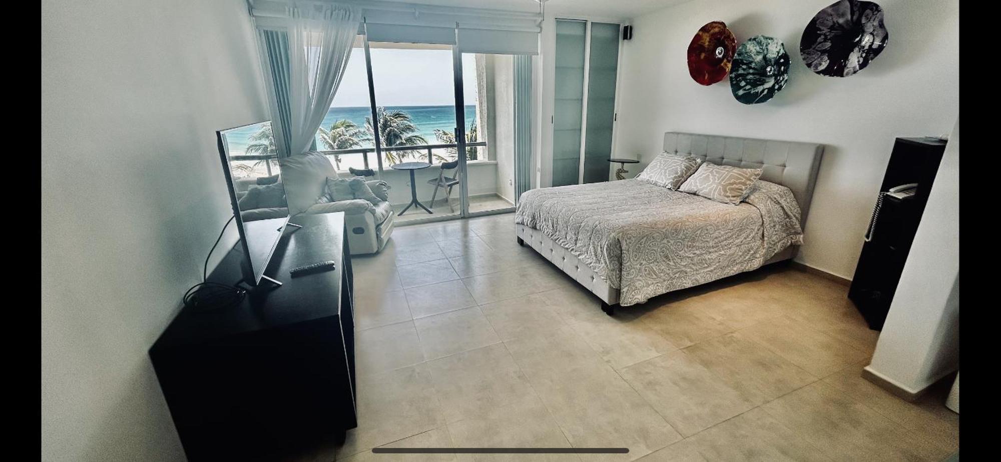 The Suites Of Solymar Κανκούν Εξωτερικό φωτογραφία